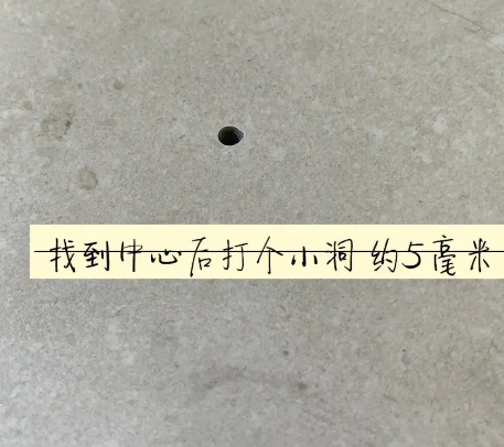 兴隆台瓷砖空鼓维修公司专业解答在瓷砖铺贴过程中，如果砂料搅拌不均匀，将会带来以下问题